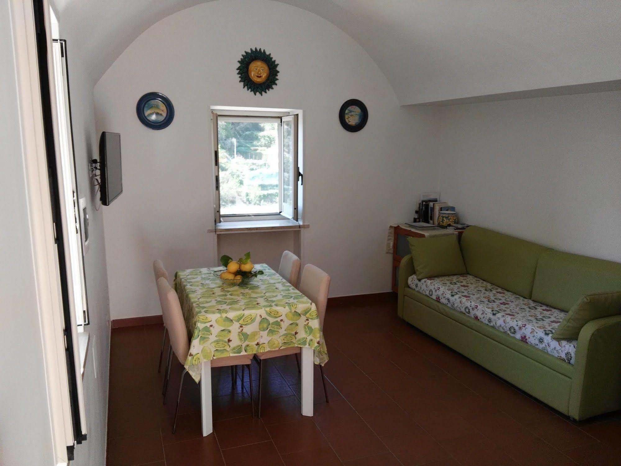 צ'טארה Casa Vacanze Bouganvillea מראה חיצוני תמונה
