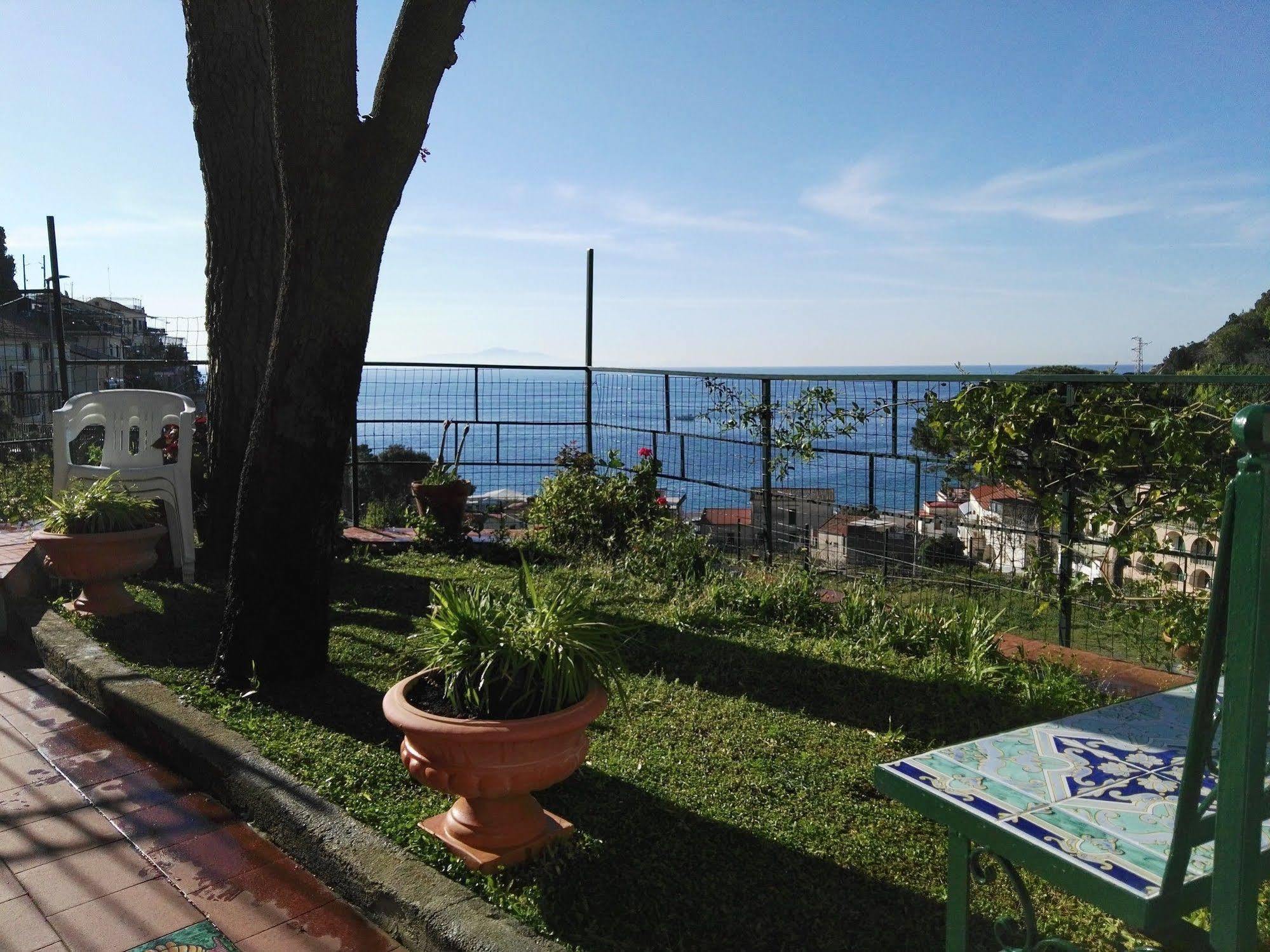 צ'טארה Casa Vacanze Bouganvillea מראה חיצוני תמונה