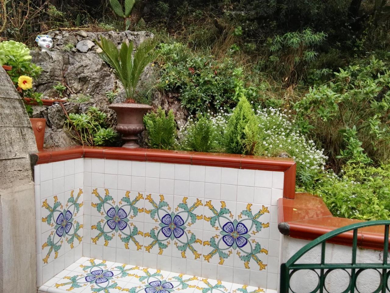 צ'טארה Casa Vacanze Bouganvillea מראה חיצוני תמונה